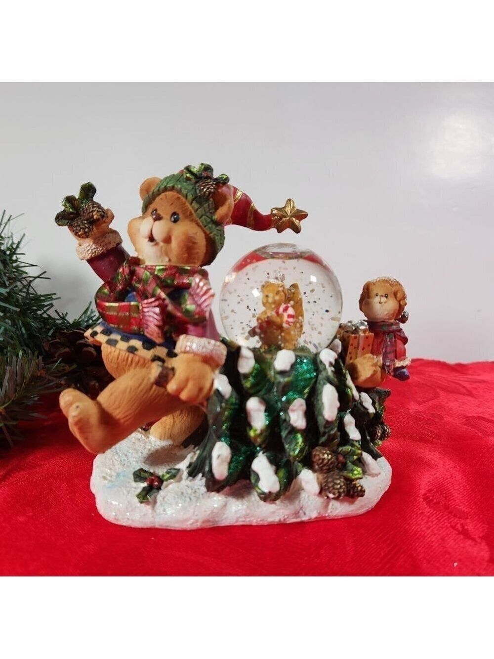 Vintage Teddy Bear Snow Globe Christmas Bears & Squirrel Collectable Hol…